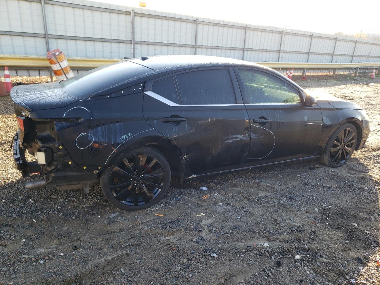 2020 Nissan Altima - Image 3