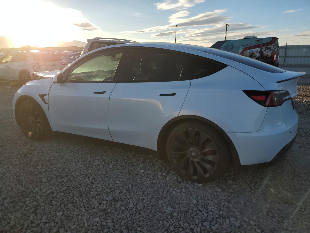 VIN 5YJYGDEF6MF091852 2021 TESLA MODEL Y no.2