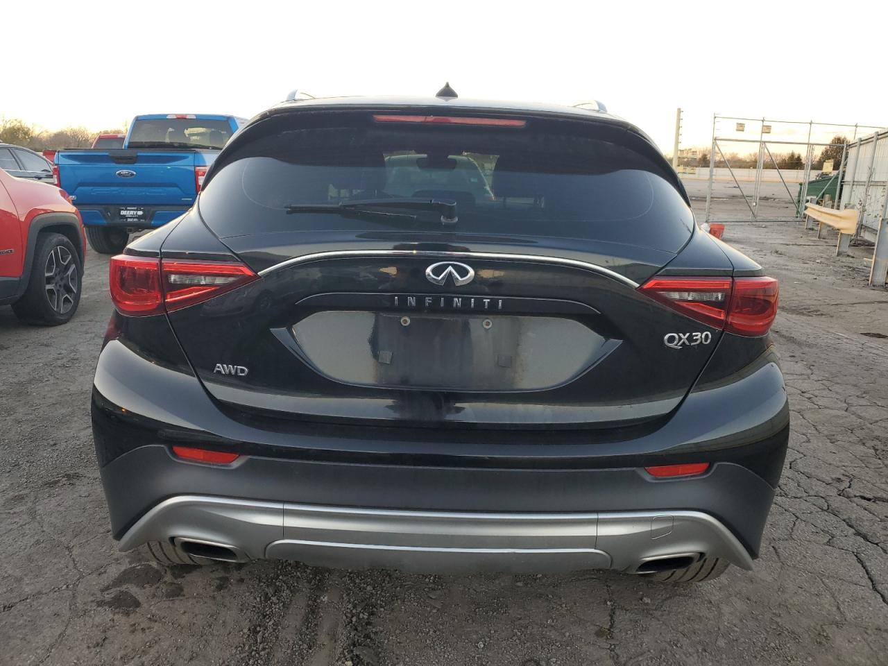 2018 Infiniti Qx30 Base VIN: SJKCH5CR3JA054057 Lot: 80476294