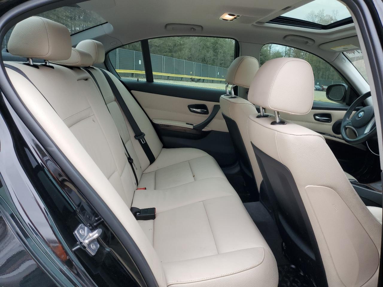 2011 BMW 3er - Image 10