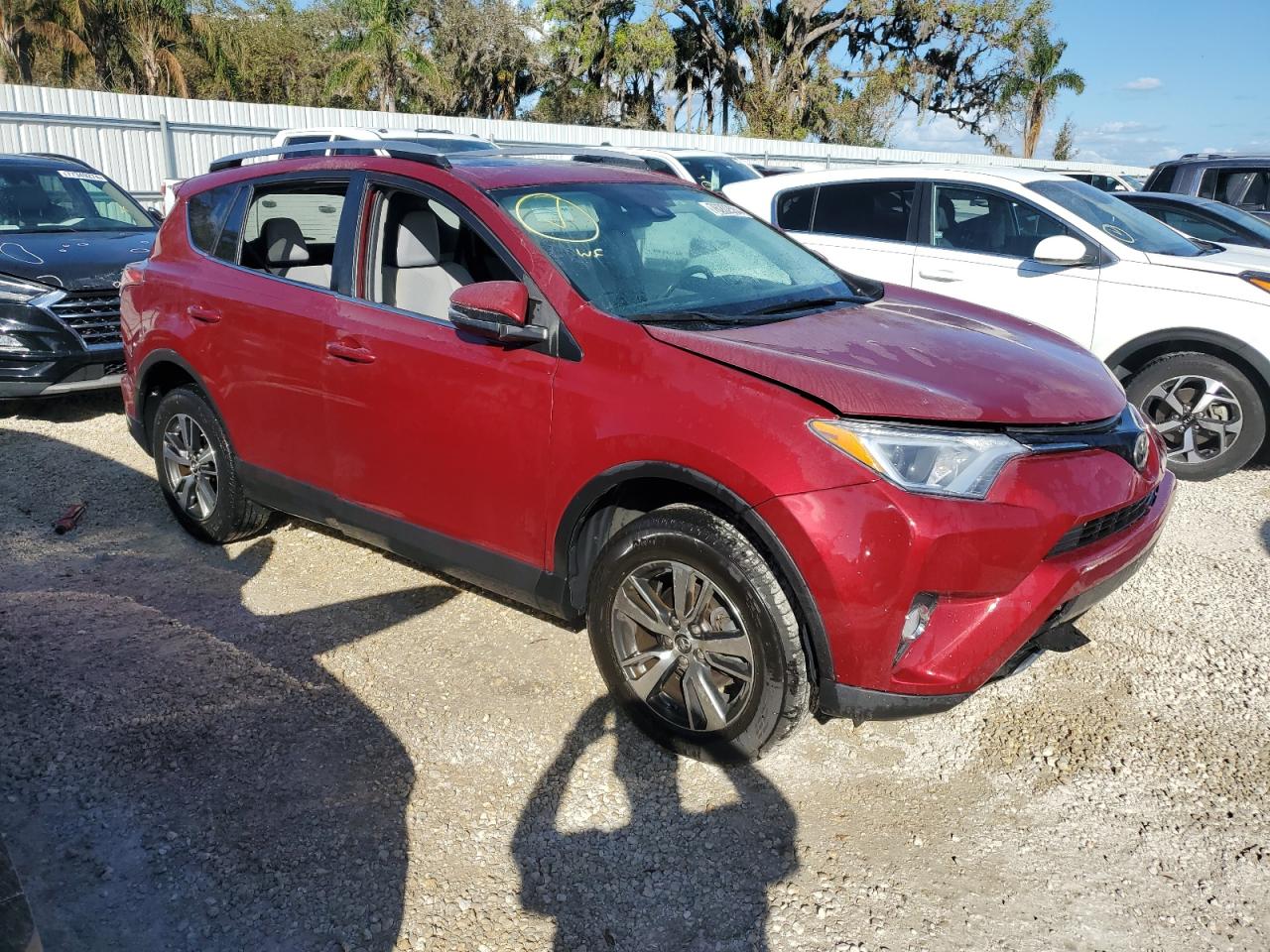 VIN 2T3WFREV7JW464742 2018 TOYOTA RAV4 no.4