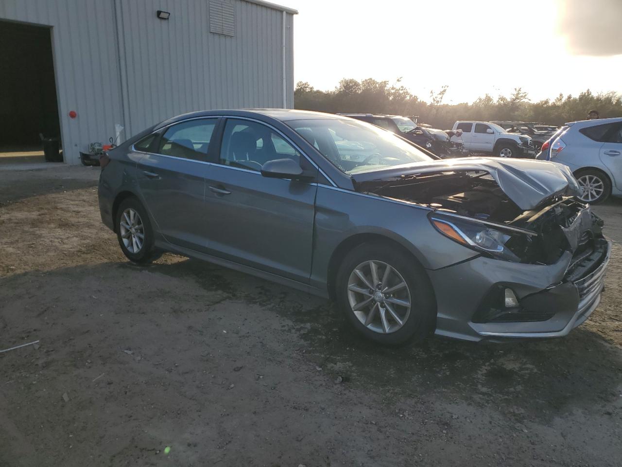 2018 Hyundai Sonata - Image 4