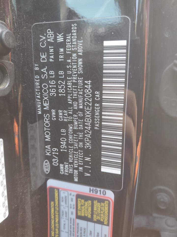 2019 Kia Rio - Image 14