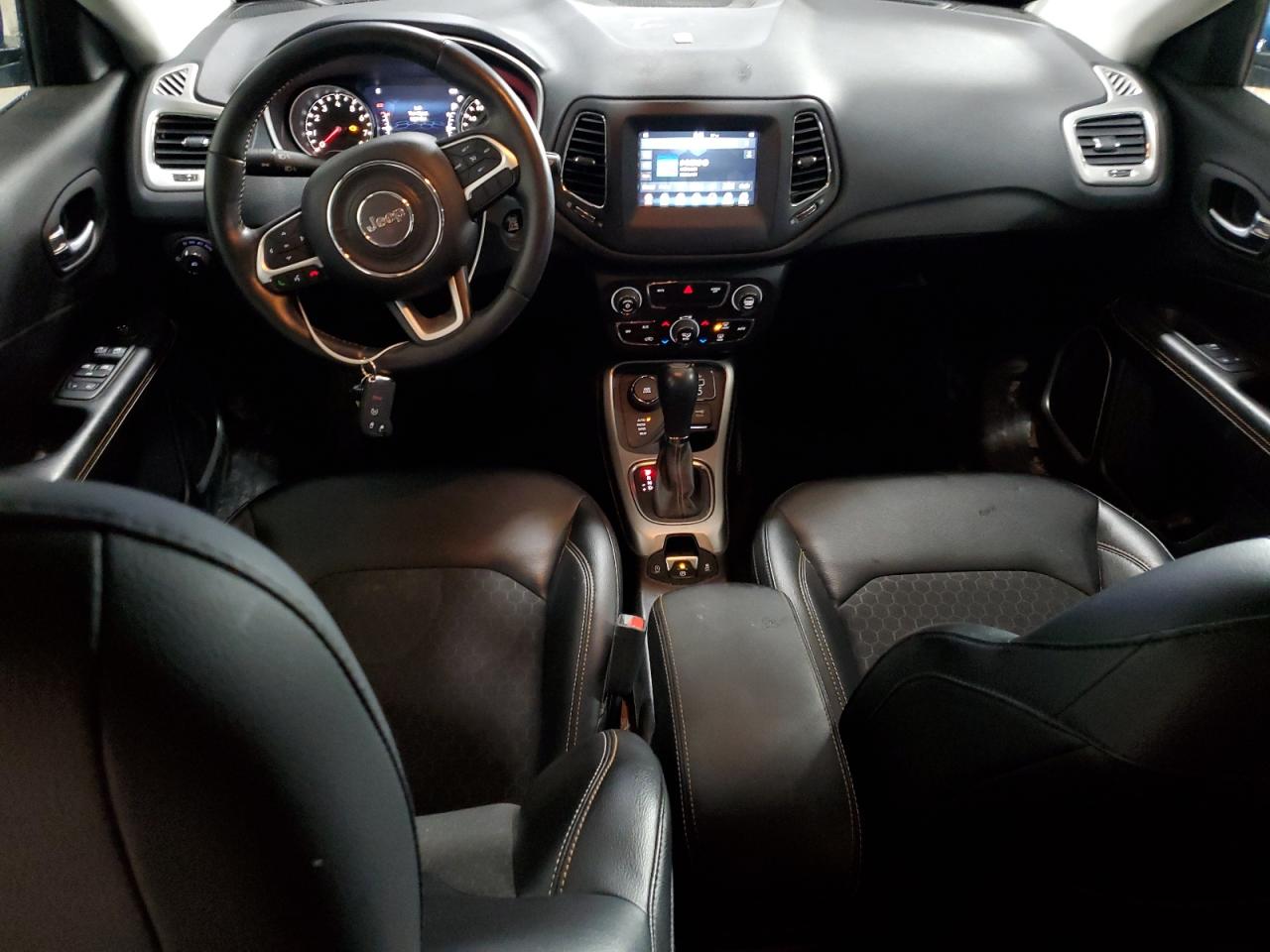 2018 Jeep Compass - Image 8