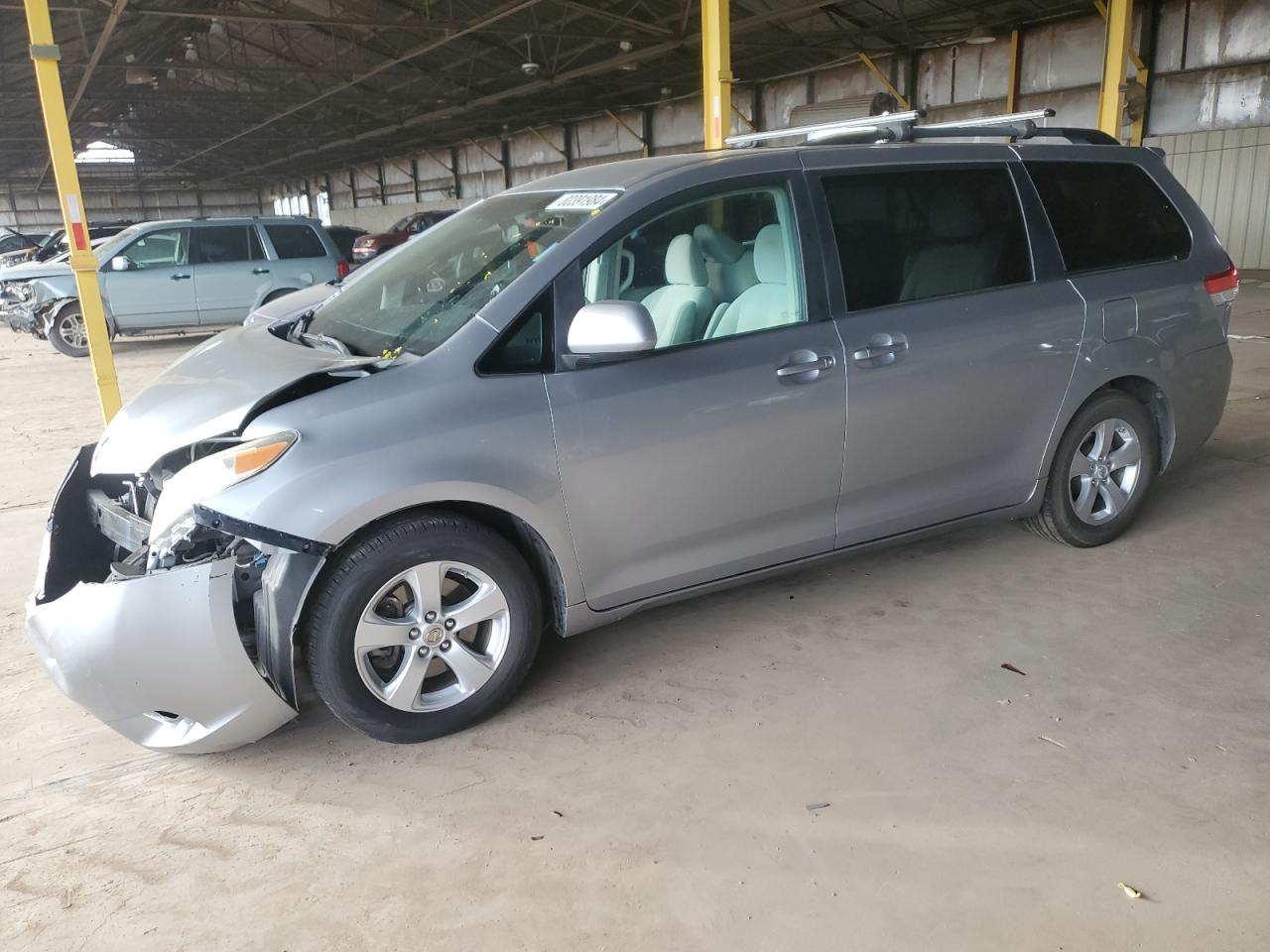 2011 Toyota Sienna - Image 1