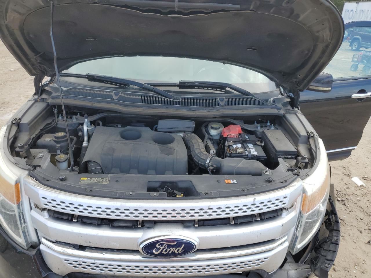2012 Ford Explorer - Image 12