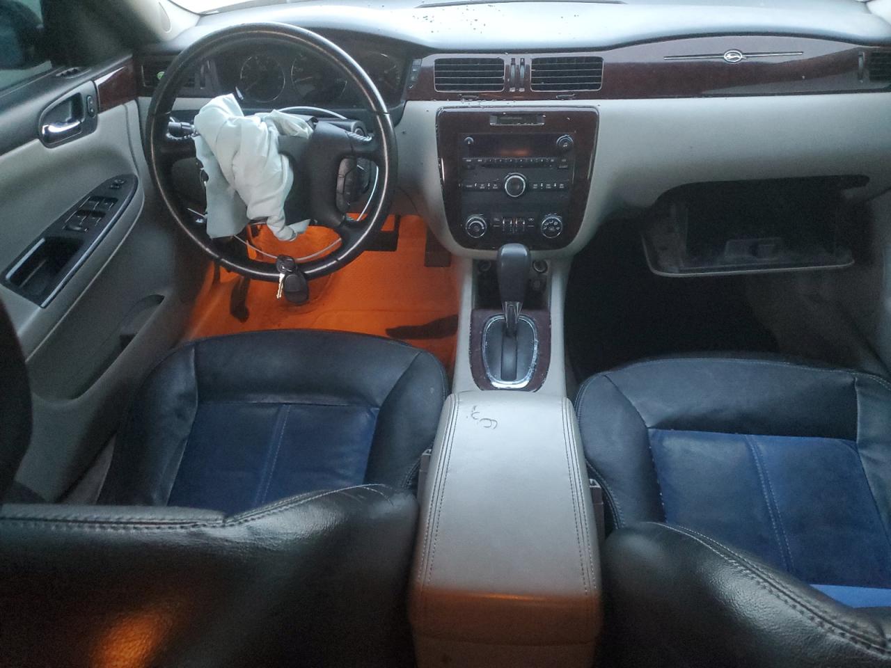 2011 Chevrolet Impala - Image 8