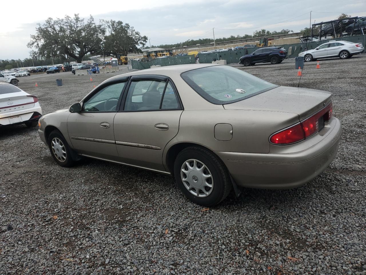 2003 Buick Century - Image 2
