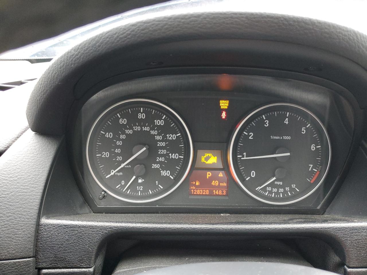 2015 BMW X1 - Image 9