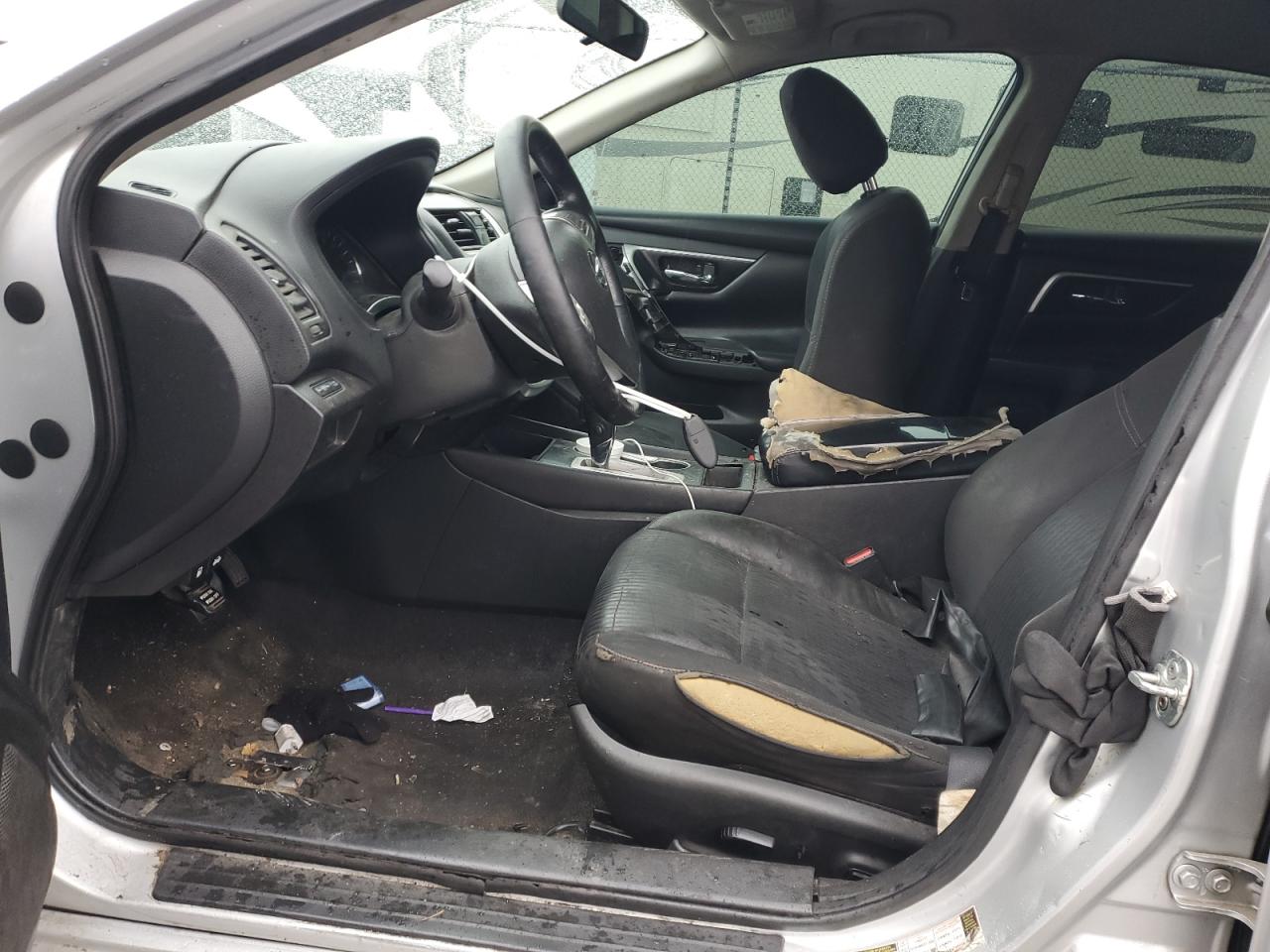 2018 Nissan Altima - Image 7