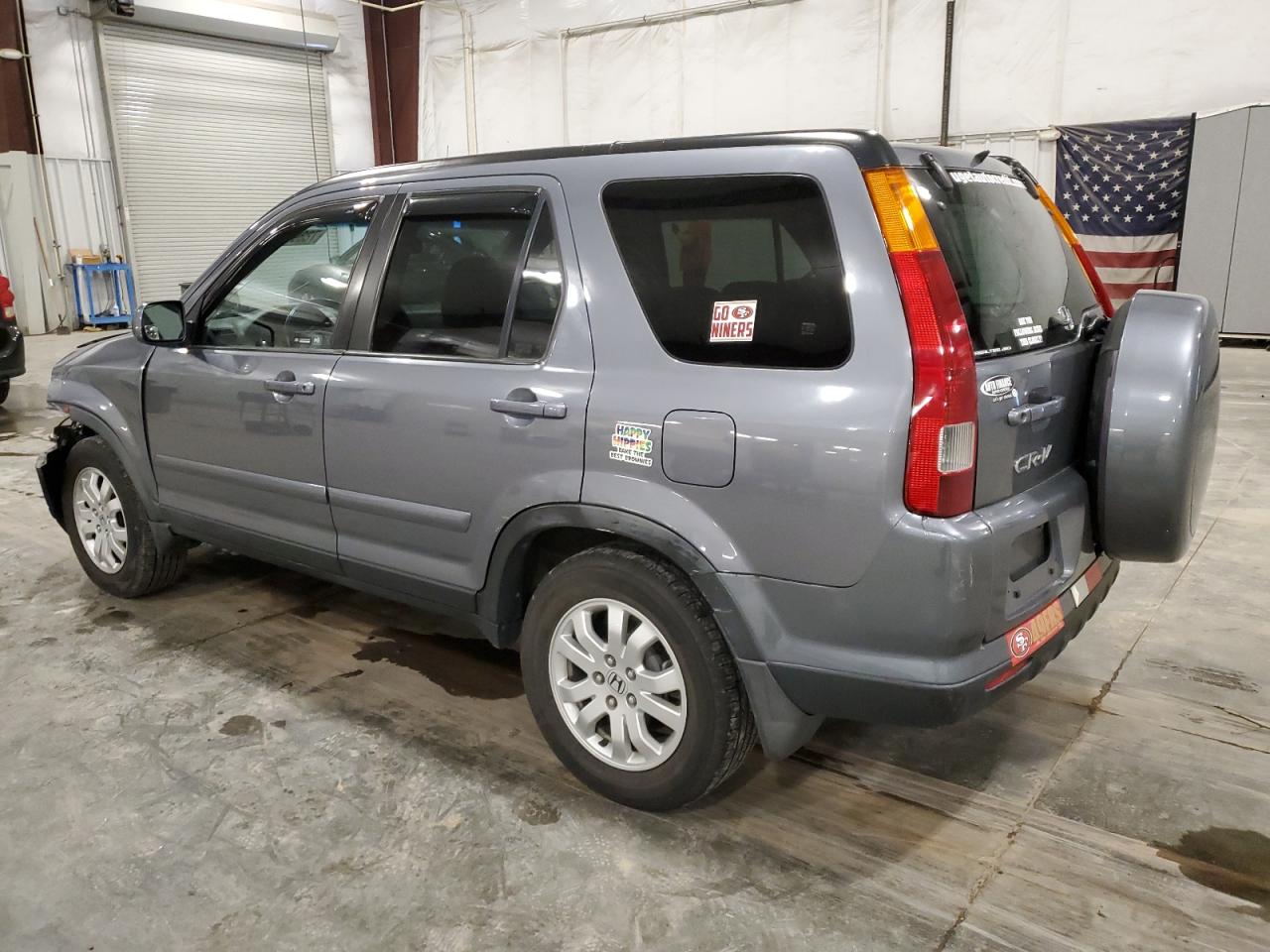 2005 Honda CR-V - Image 2