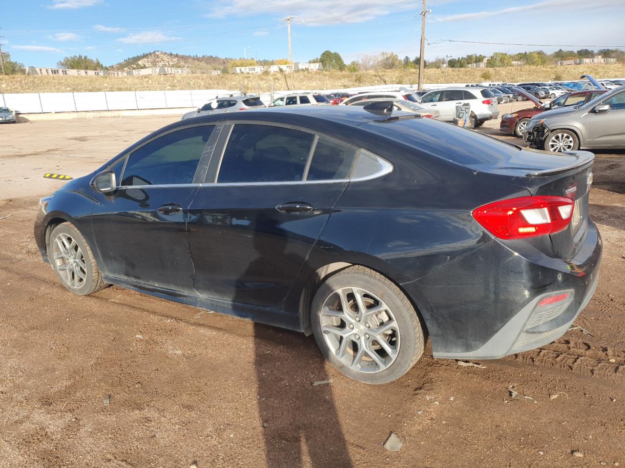 2017 Chevrolet Cruze - Image 2