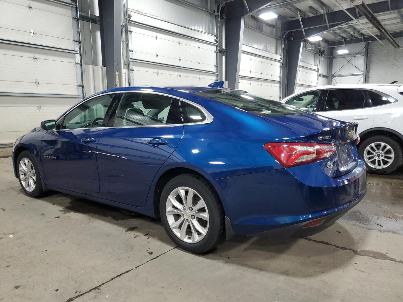 1G1ZD5ST2KF179859 2019 CHEVROLET MALIBU - Image 2
