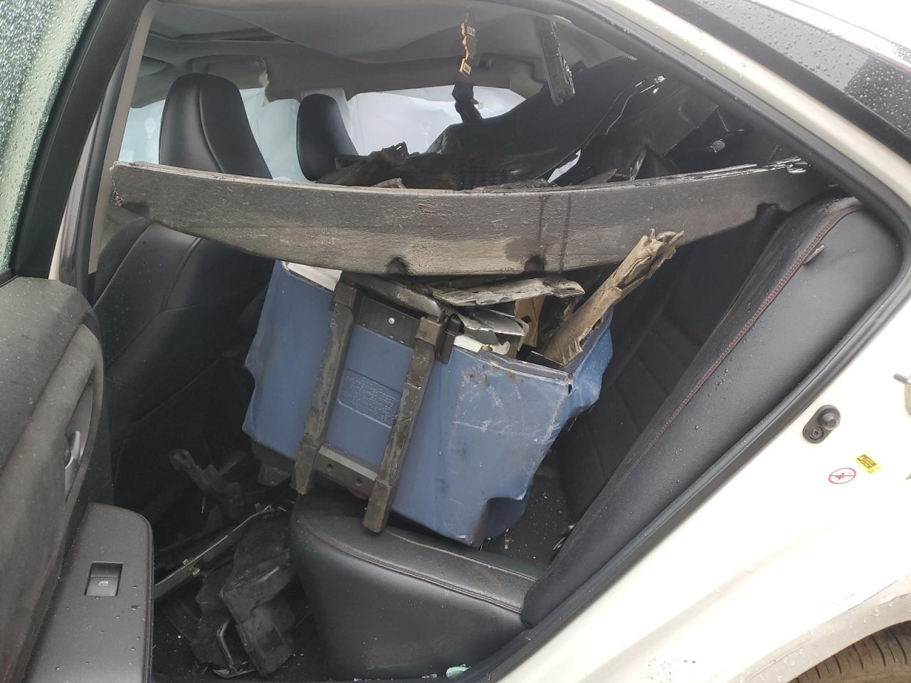 2015 Toyota Camry - Image 10