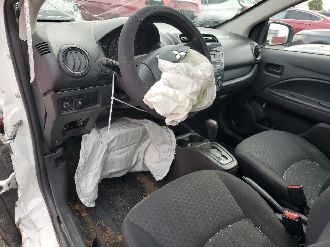 2015 Mitsubishi Mirage - Image 8