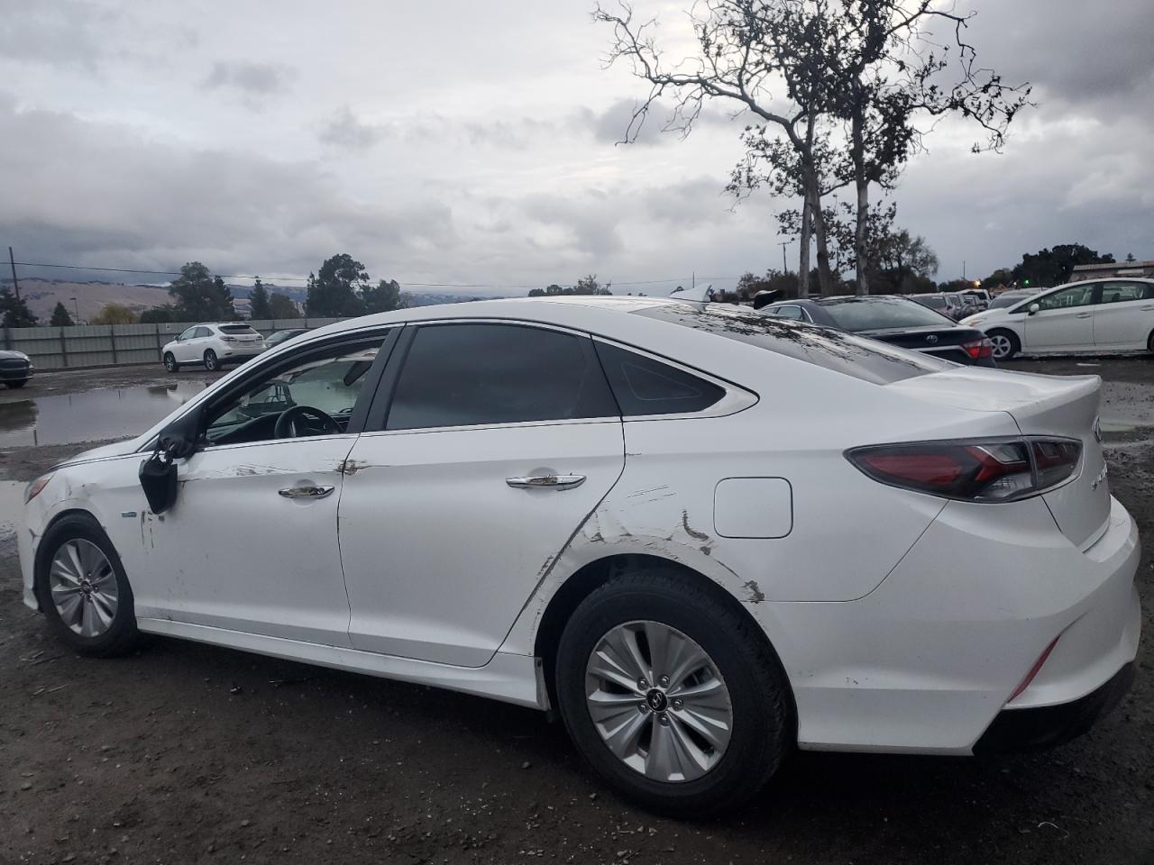 2019 Hyundai Sonata - Image 2
