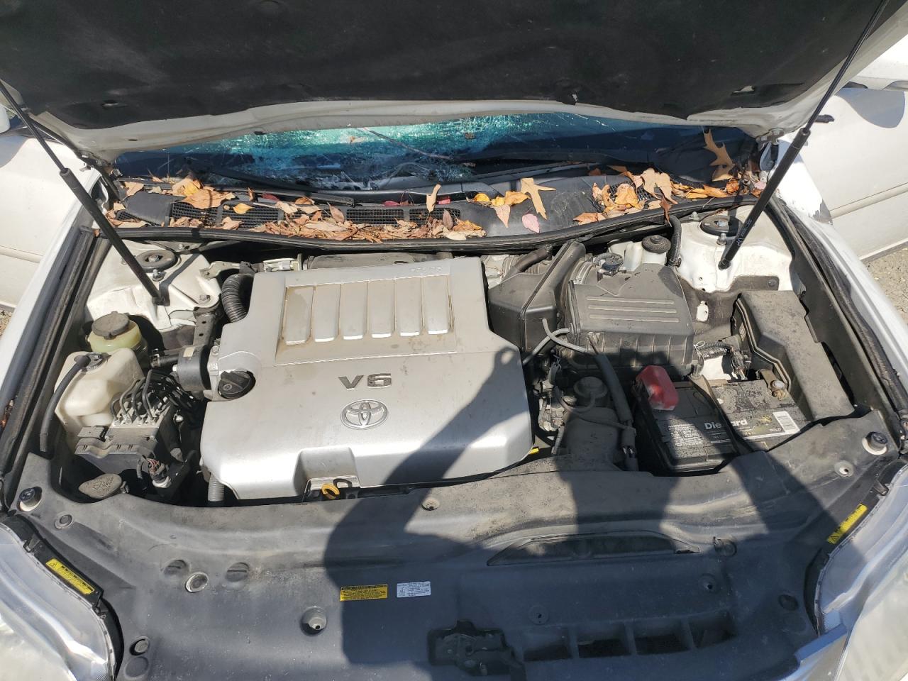2011 Toyota Avalon - Image 13