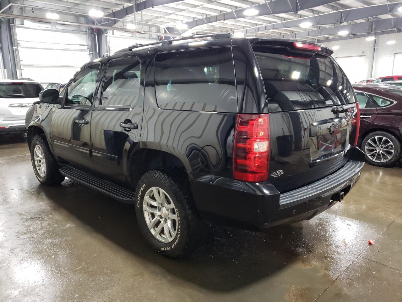 2014 Chevrolet Tahoe - Image 2