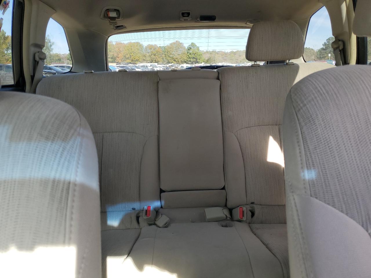 2014 Subaru Outback - Image 10