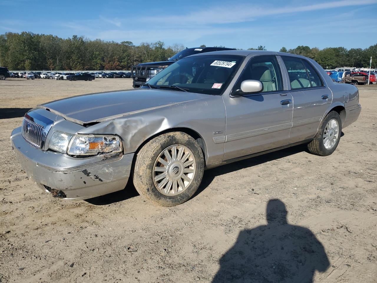 2010 Mercury Grand Marquis - Image 1
