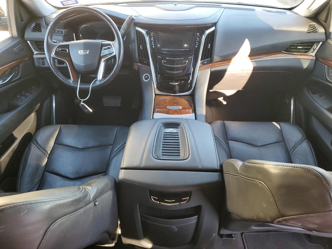 2019 Cadillac Escalade - Image 8