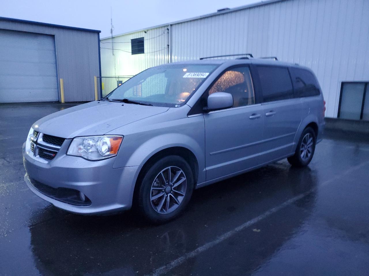 VIN 2C4RDGCG0HR603920 2017 DODGE CARAVAN no.1