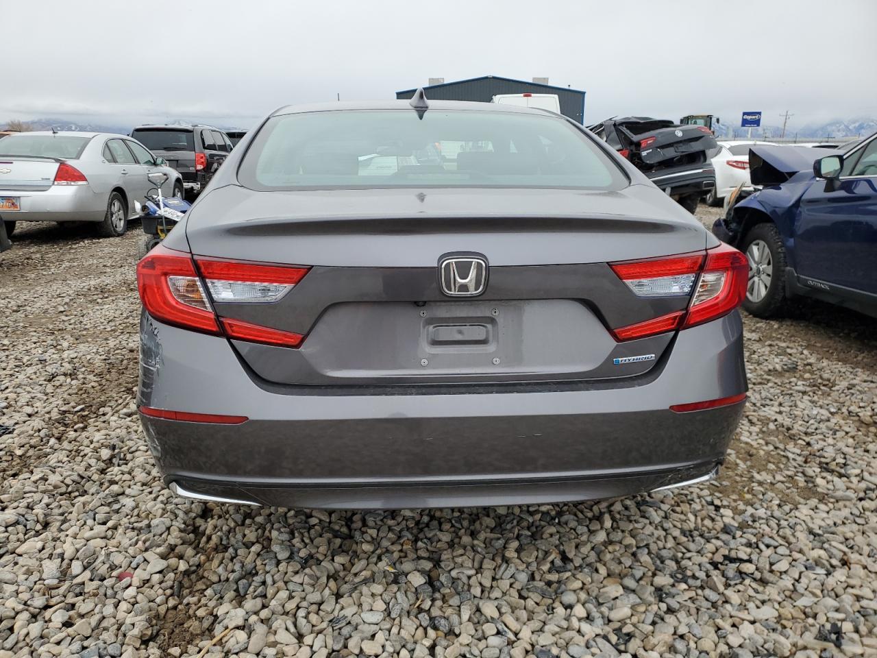 VIN 1HGCV3F10JA016714 2018 HONDA ACCORD no.6