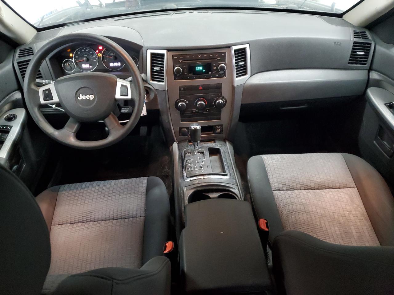 2008 Jeep Grand Cherokee - Image 8