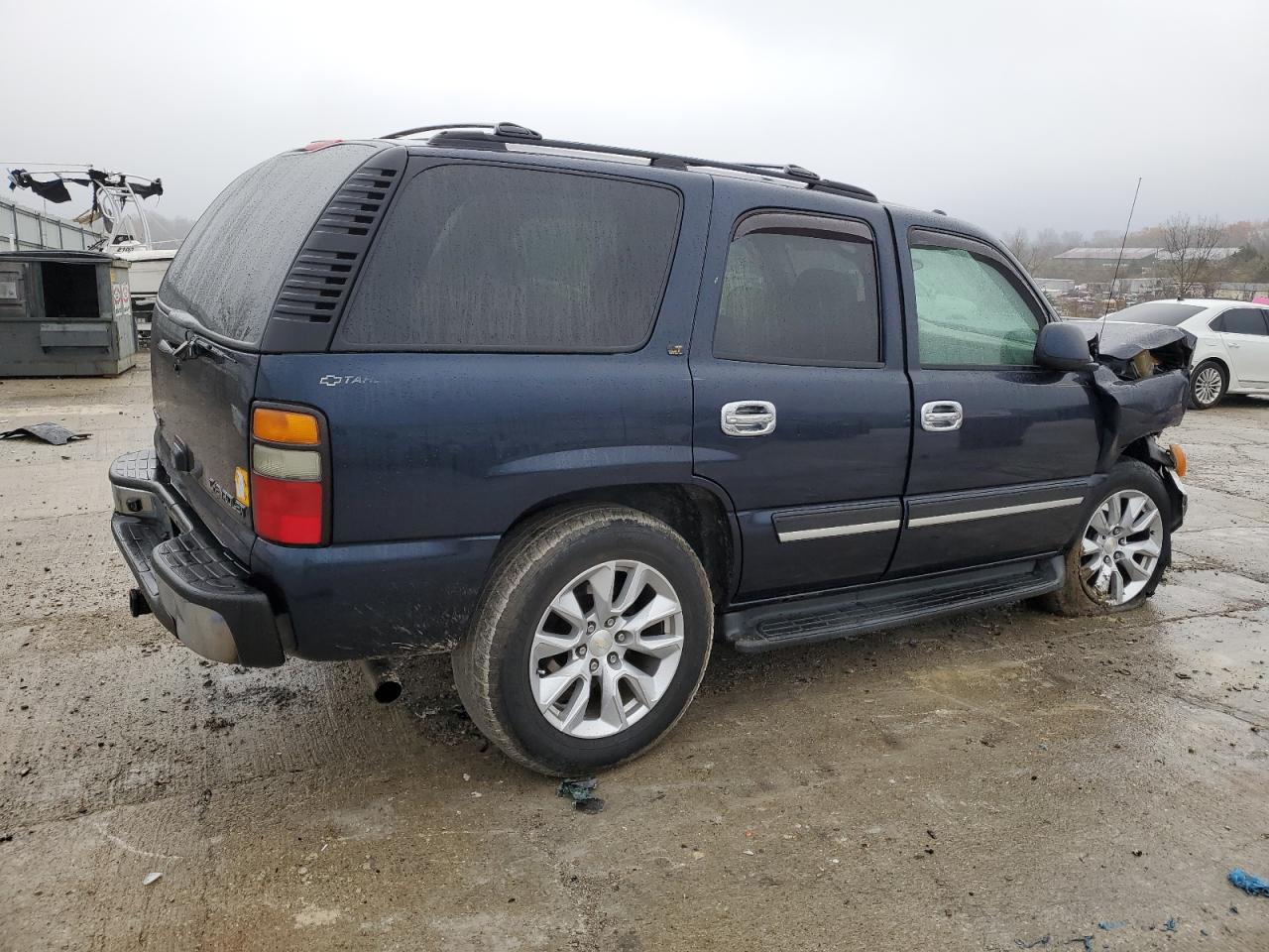 2005 Chevrolet Tahoe - Image 3