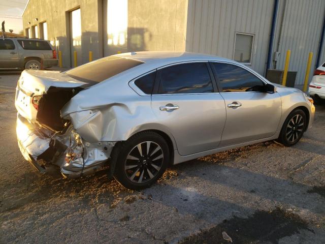  NISSAN ALTIMA 2018 Srebrny