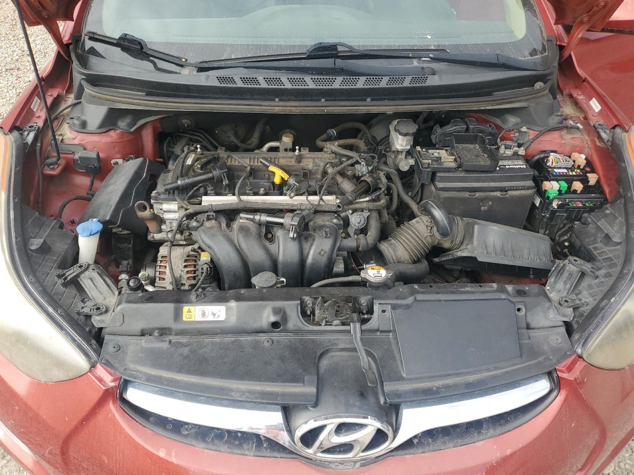 2013 Hyundai Elantra - Image 11