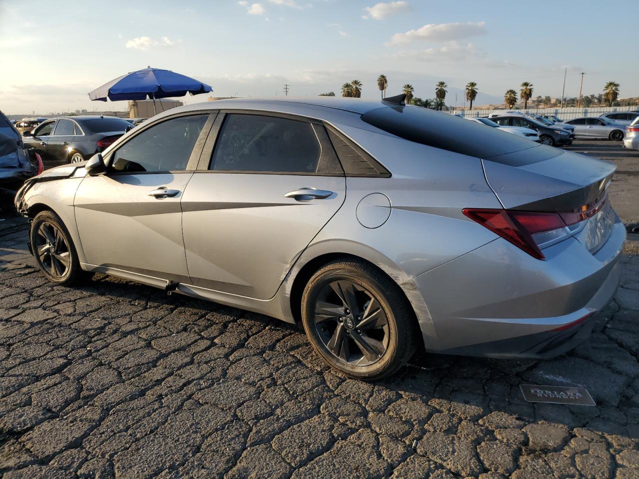 2021 Hyundai Elantra - Image 2