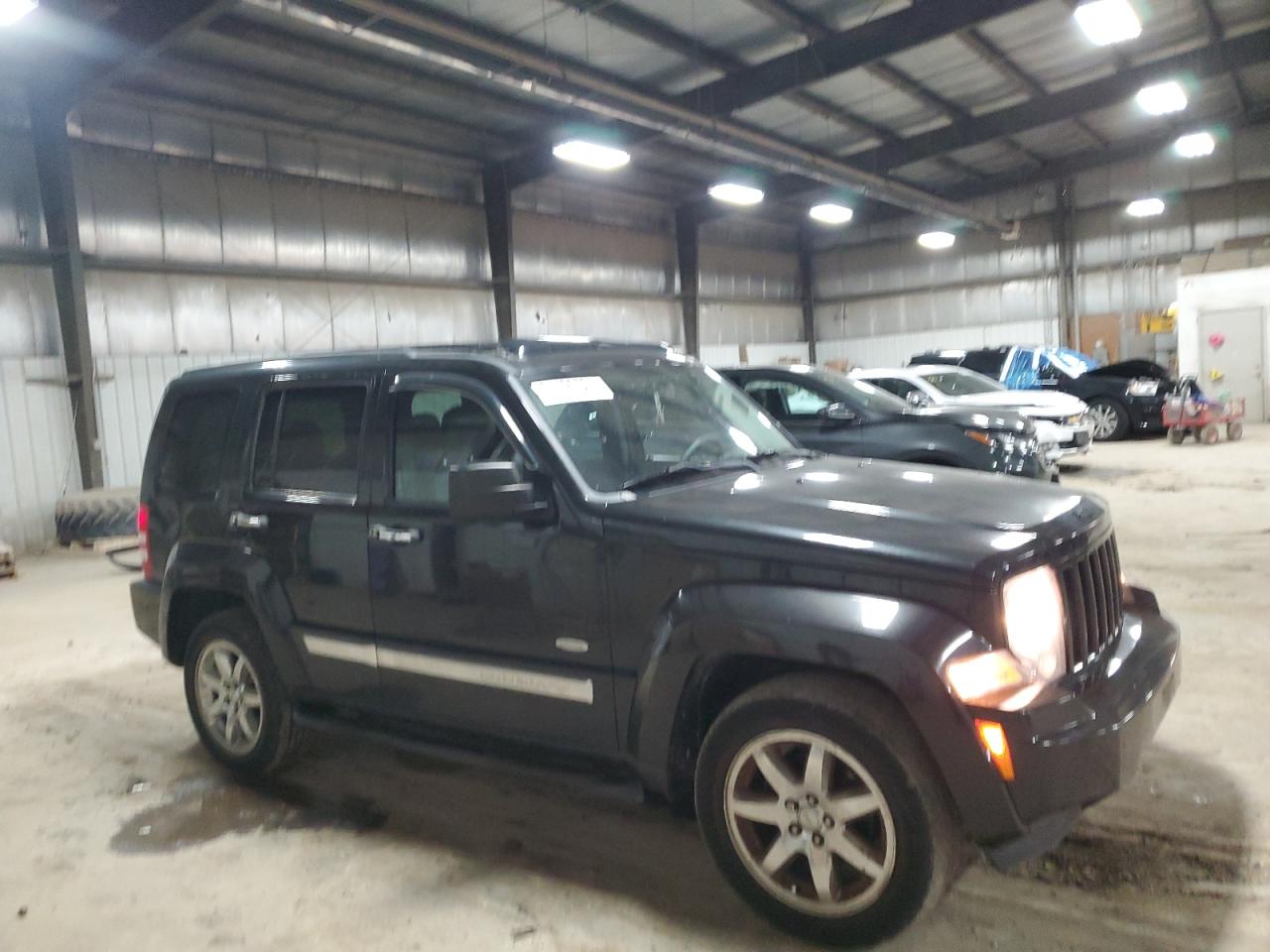 2012 Jeep Liberty (North America) - Image 4
