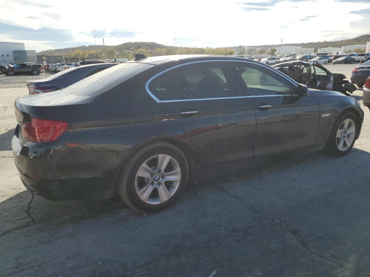 VIN WBAXH5C59DDW12155 2013 BMW 5 SERIES no.3