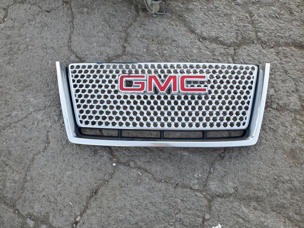 2014 GMC Terrain - Image 12