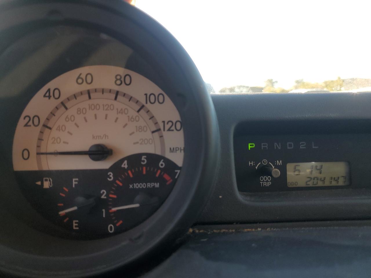 2006 Scion xB - Image 9