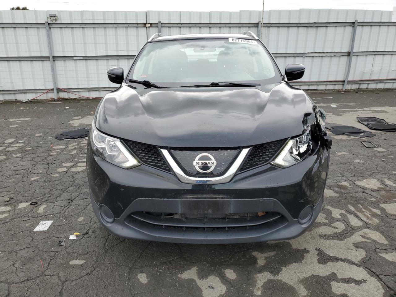 2018 Nissan Rogue - Image 5