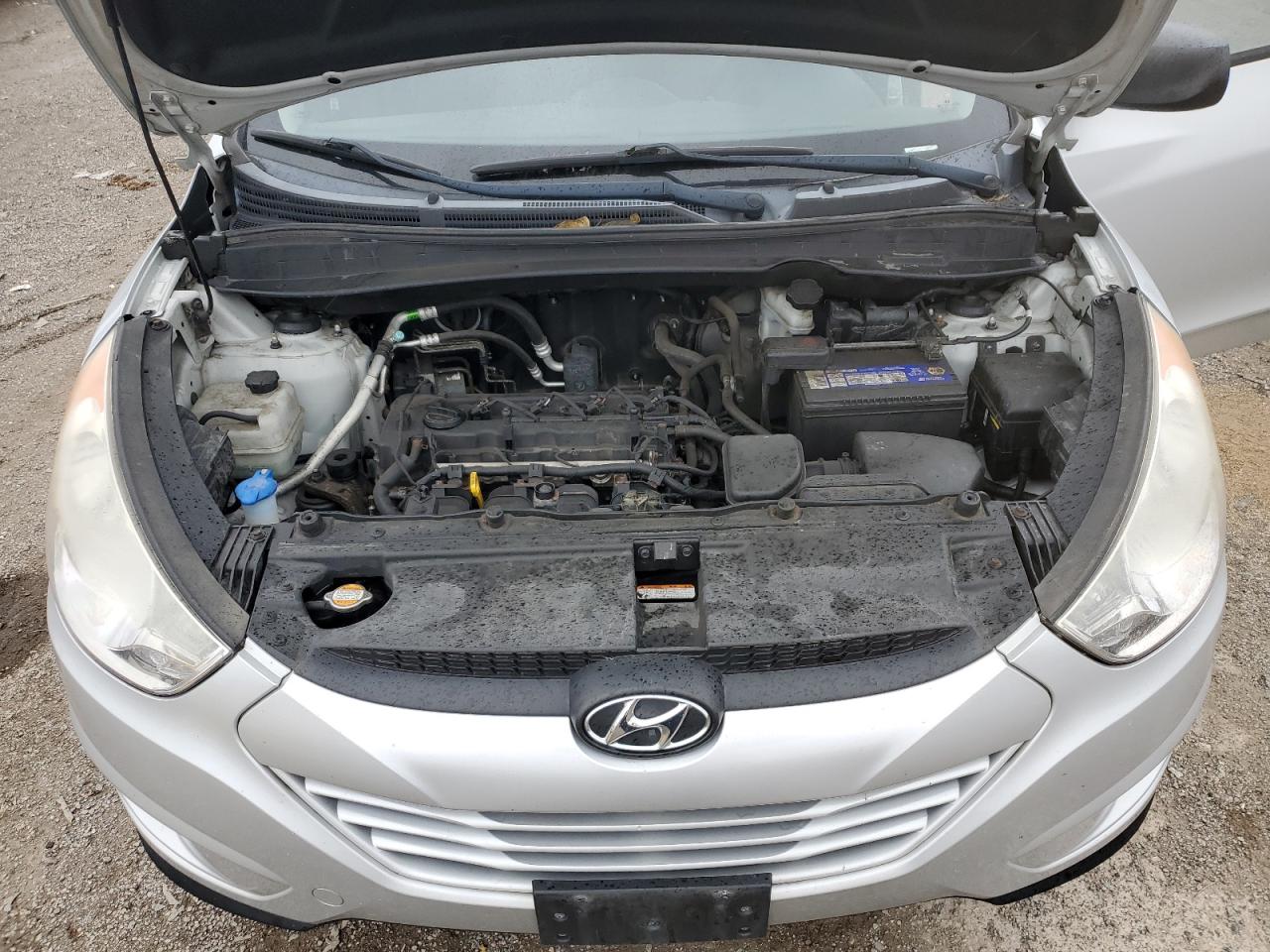 2012 Hyundai Tucson - Image 12