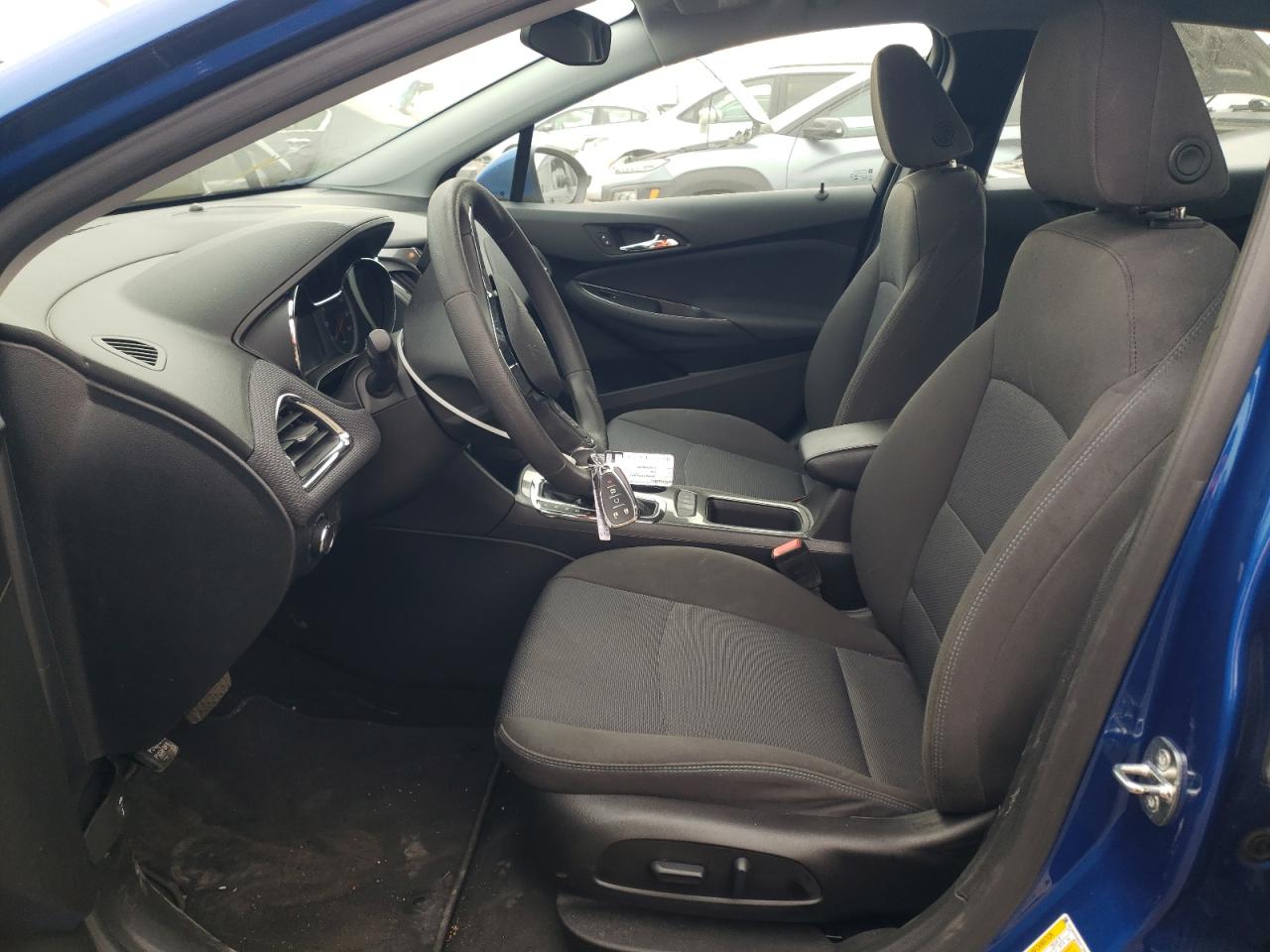 2019 Chevrolet Cruze - Image 7