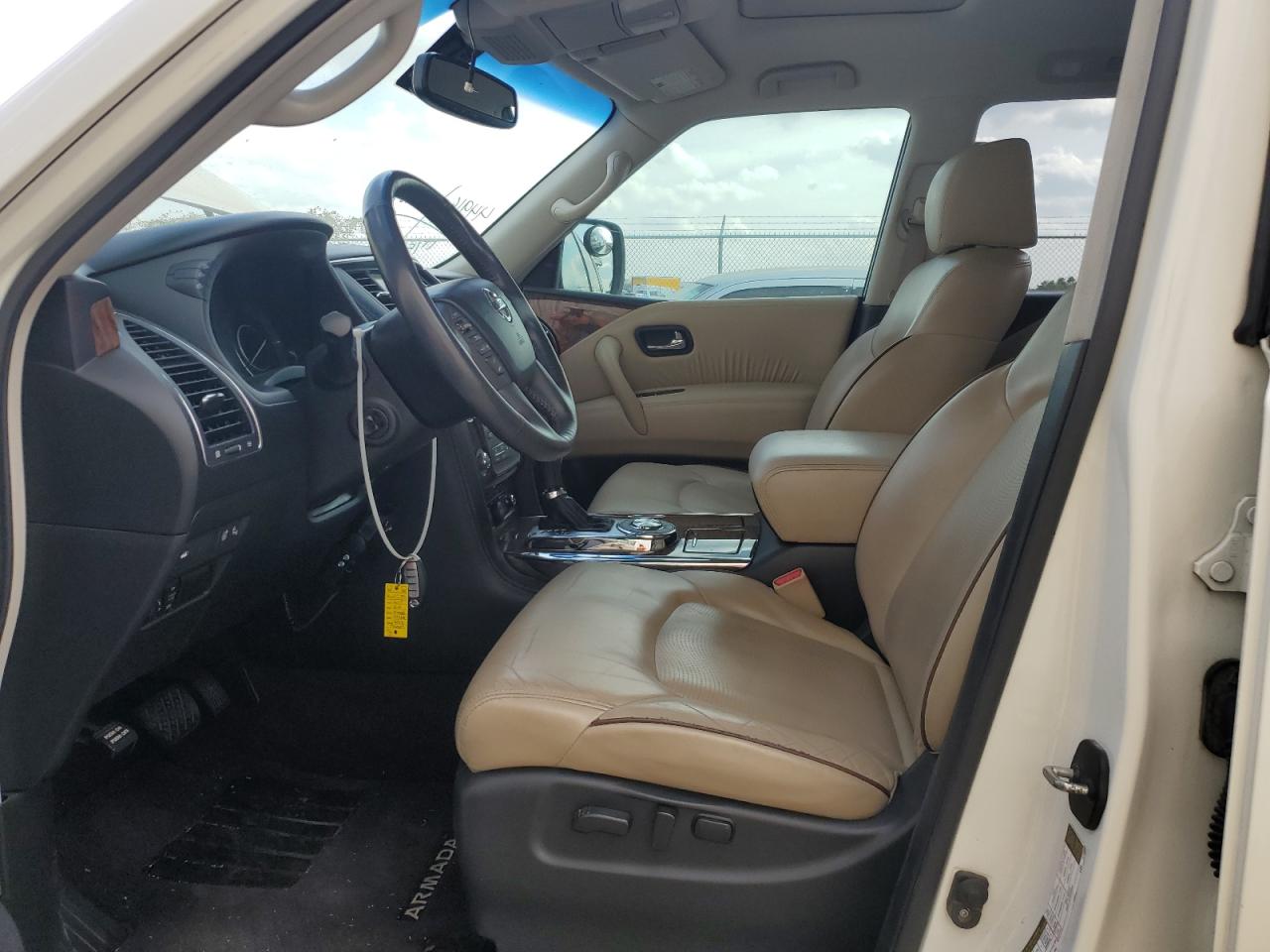 2017 Nissan Armada - Image 7