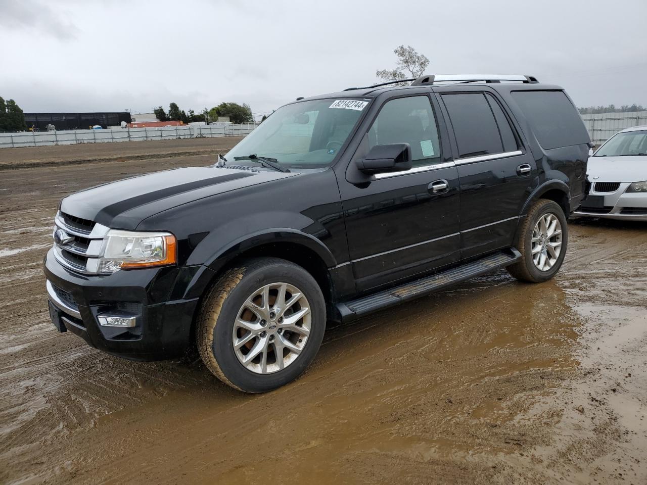 2017 Ford Expedition - Image 1