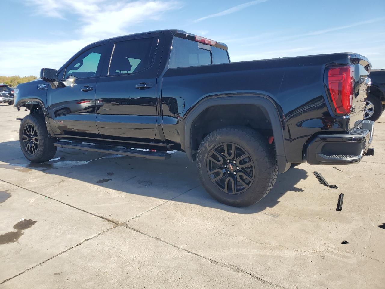 2020 GMC Sierra - Image 2