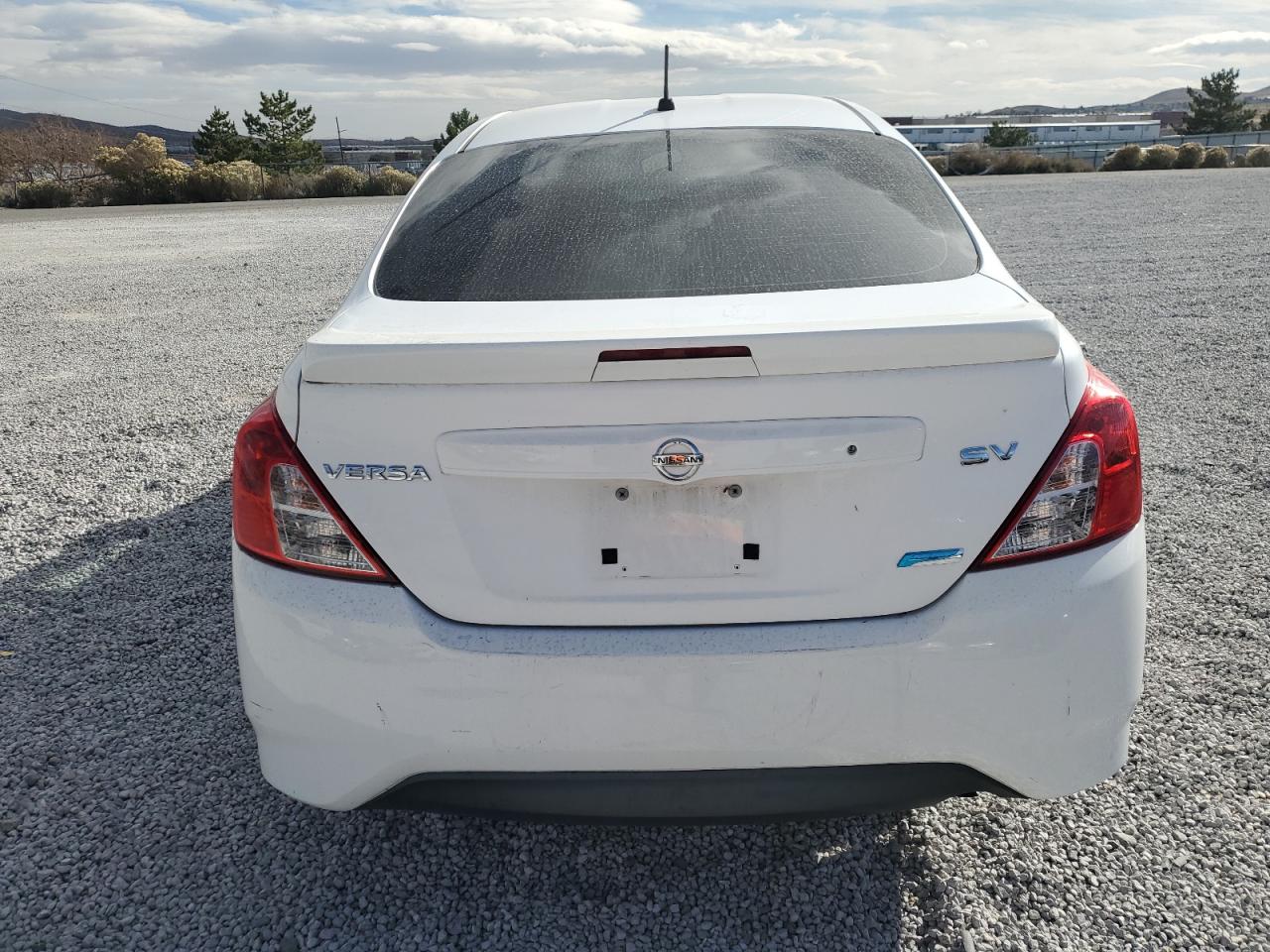 VIN 3N1CN7AP3GL850174 2016 NISSAN VERSA no.6