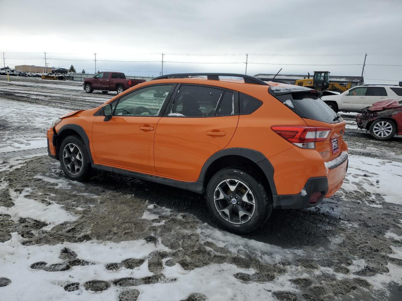 VIN JF2GTAAC1JH218117 2018 SUBARU CROSSTREK no.2