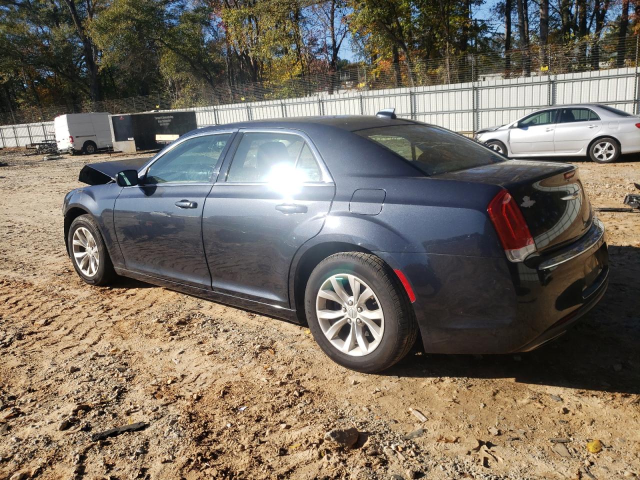 2016 Chrysler 300 - Image 2