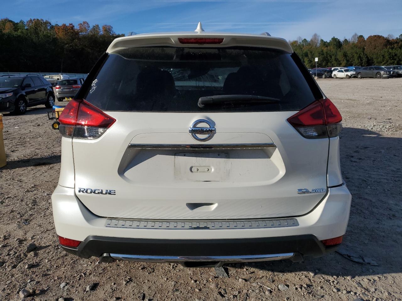 2018 Nissan Rogue S VIN: JN8AT2MV2JW322963 Lot: 80587214