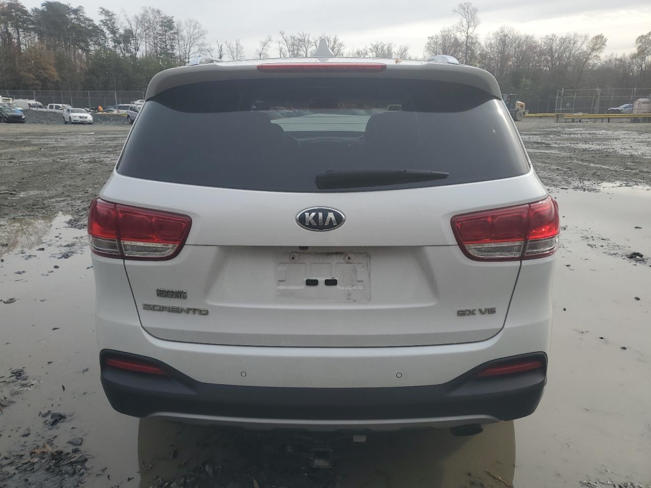 2018 Kia Sorento Ex VIN: 5XYPHDA55JG393255 Lot: 82214264