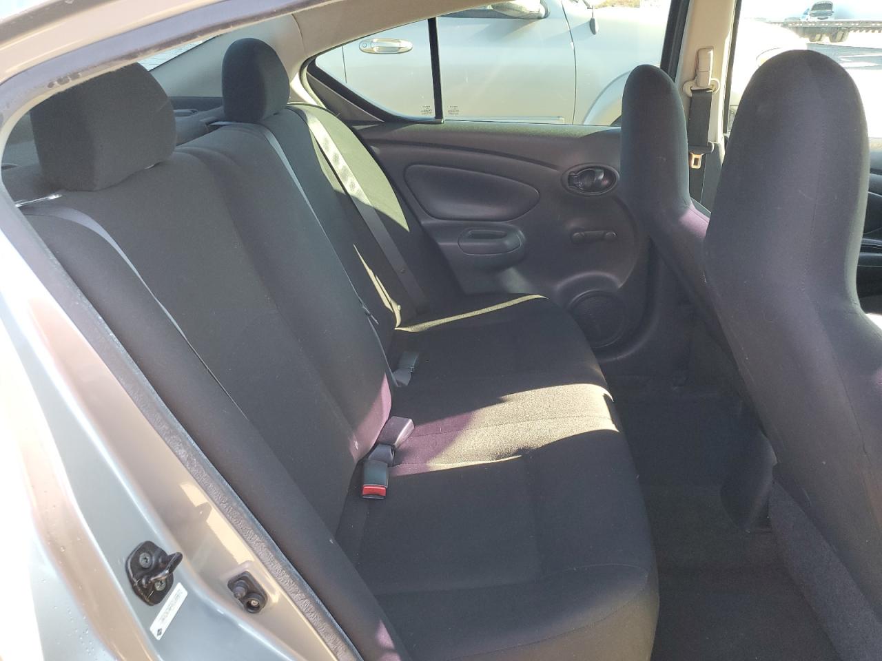 2012 Nissan Versa - Image 10