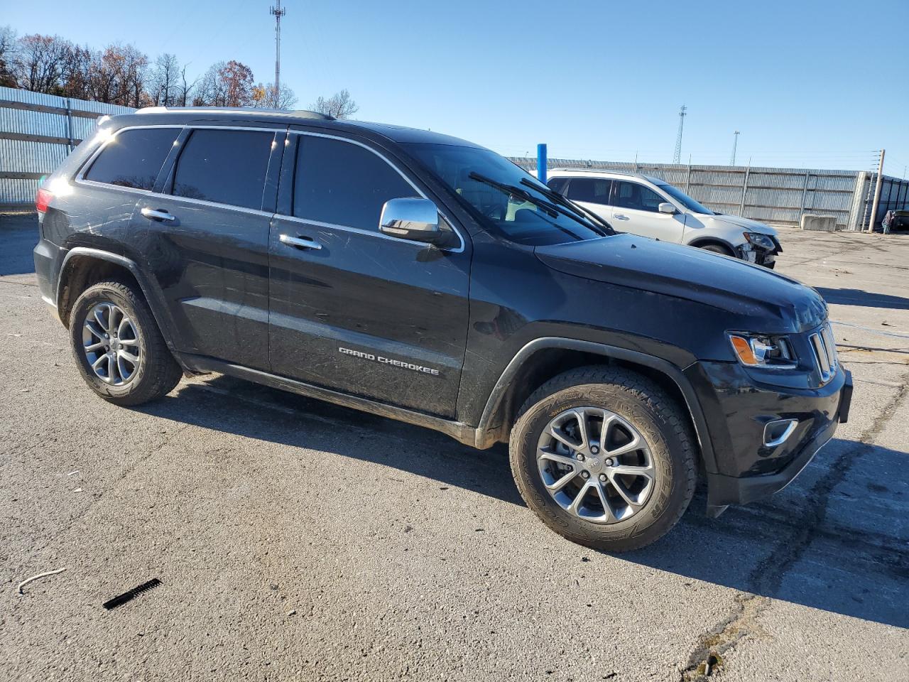 2014 Jeep Grand Cherokee - Image 4