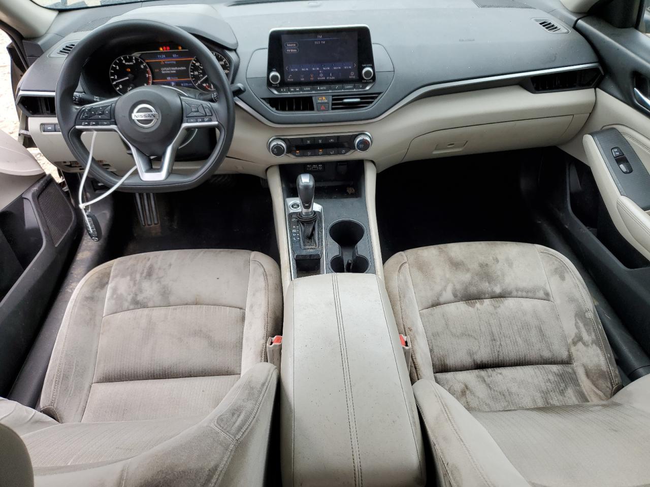 2020 Nissan Altima - Image 8